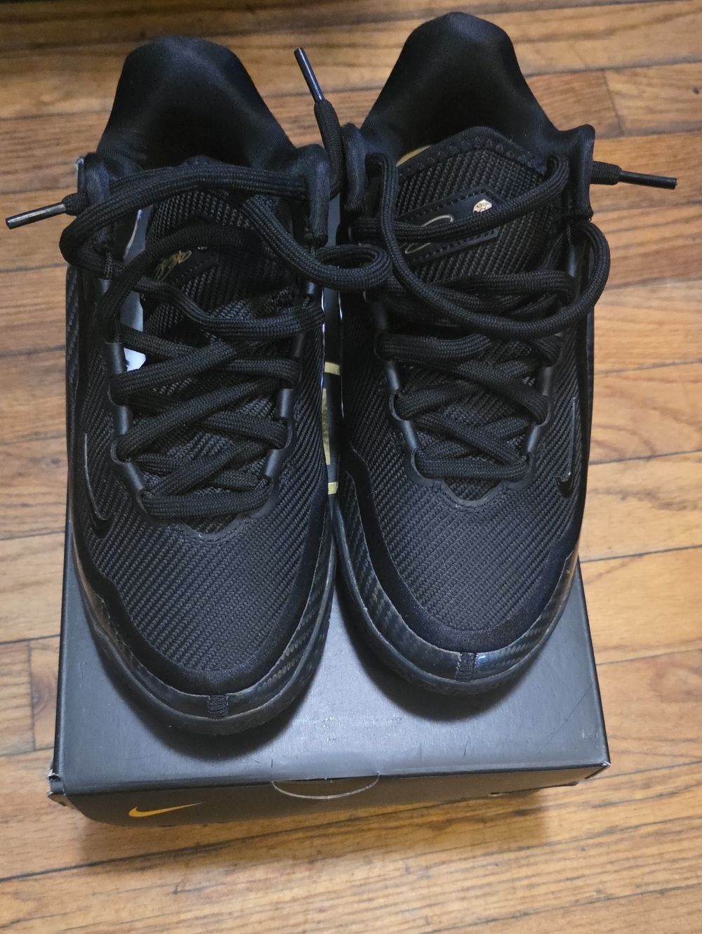 Nike Black Kid's Lightweight Athletic Trainers